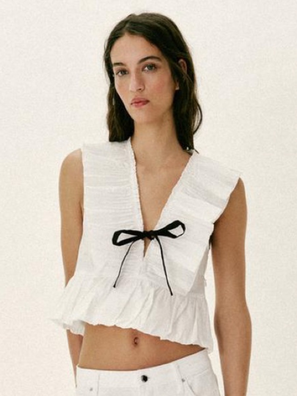 NWT White Ruffled V-Neck Crop Top with Black Bow